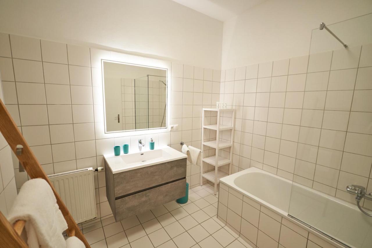 Trendy Apartment 2 Zimmer Zentral Gelegen เวียนนา ภายนอก รูปภาพ