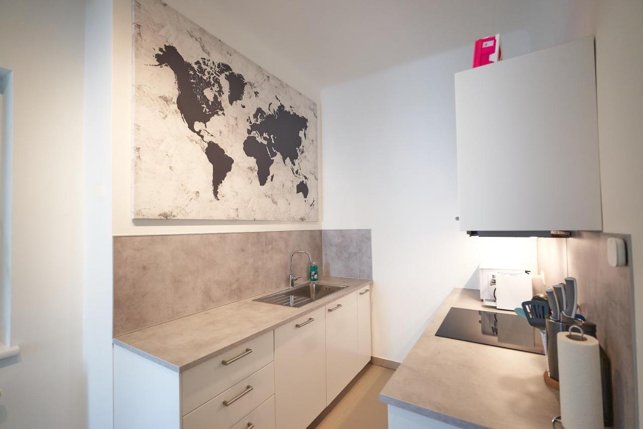 Trendy Apartment 2 Zimmer Zentral Gelegen เวียนนา ภายนอก รูปภาพ