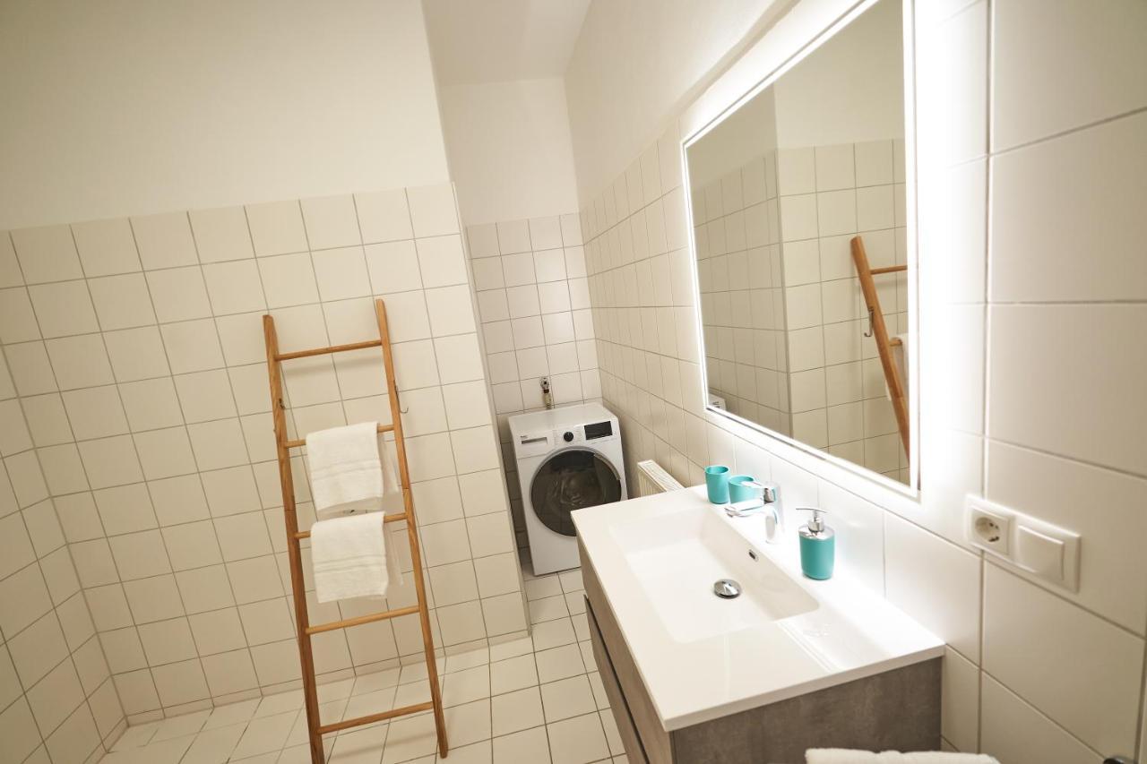 Trendy Apartment 2 Zimmer Zentral Gelegen เวียนนา ภายนอก รูปภาพ